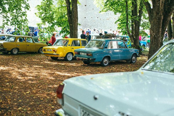 Which UK Shops Offer the Best Selection of Plus Size Swimwear?